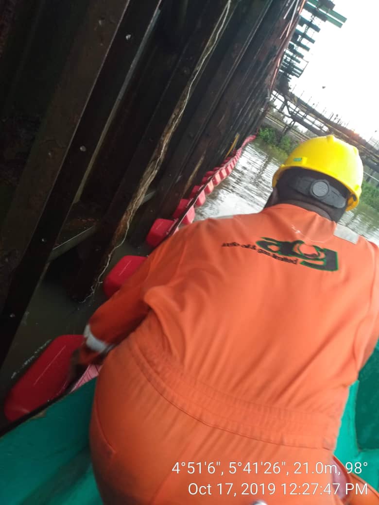 Axflo Oil Spill Response Technology